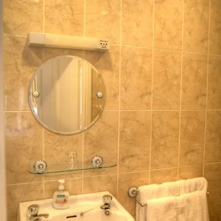 Bed & Breakfast Friars Quarter House *